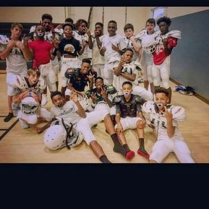 Meet your Posher, Devin